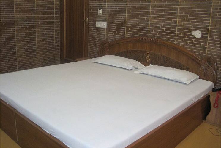 Hotel President, Junagadh 4